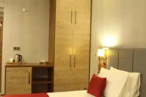اتاق یک تخته استاندارد هتل رامادا