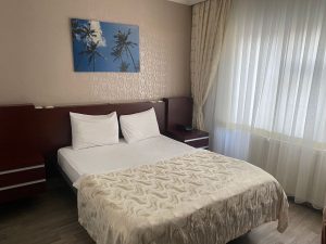 اتاق یک تخته استاندارد هتل سمیرا