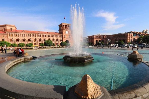 Republic-Square-Yerevan.-Why-visit-Yerevan