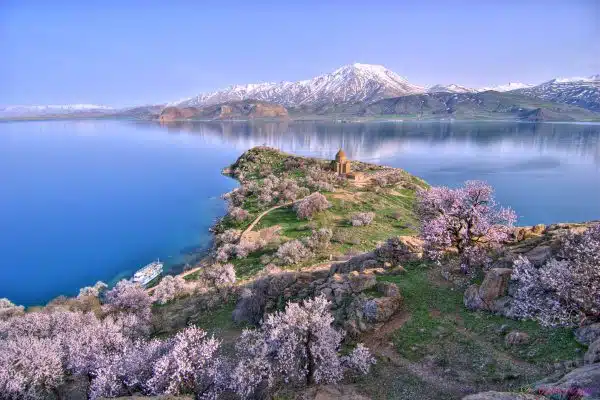 بهترین-زمان-سفر-وان (1)